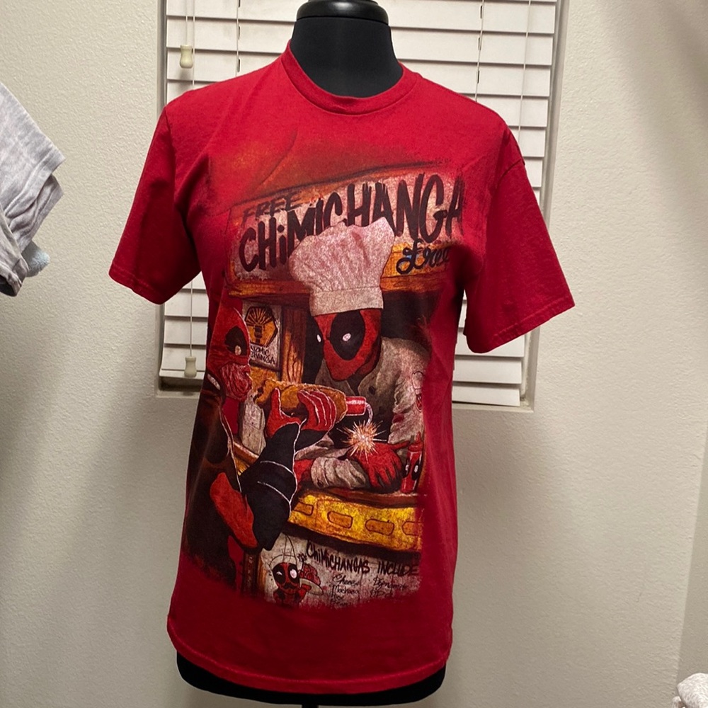 Deadpool chimichanga Marvel t-shirt size medium